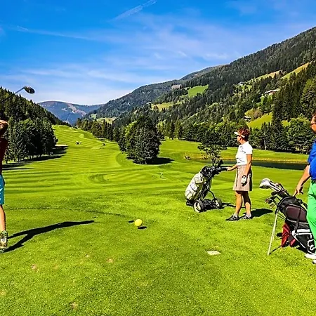 Der Trattlerhof Hotel
