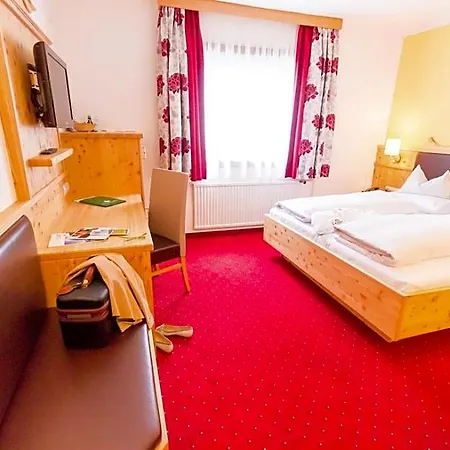 Der Trattlerhof ホテル 4*