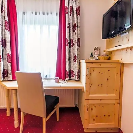 Der Trattlerhof ホテル